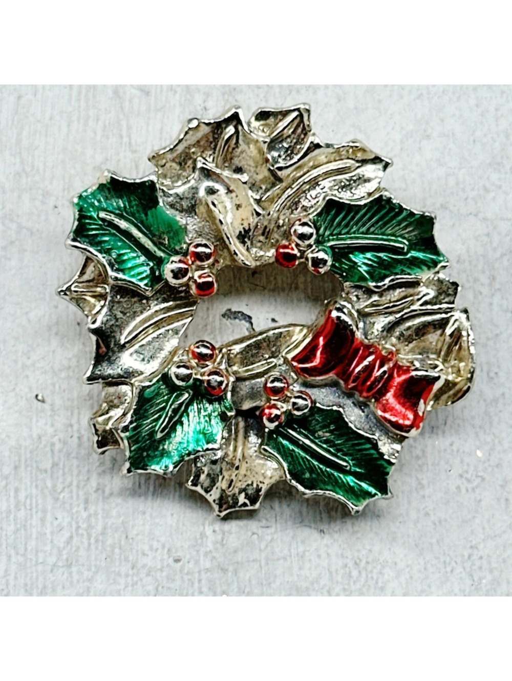 6300mc. Gerry’s Vintage Brooch Christmas Wreath